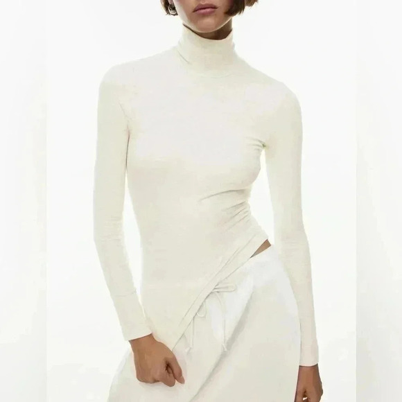 [L] Wilfred white Turtle  Neck Stretchy LS Modal Sweater - Picture 2 of 9